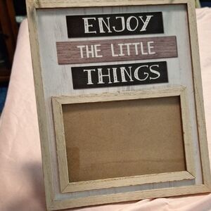 Rustic Wooden Photo Frame - Cream and Brown